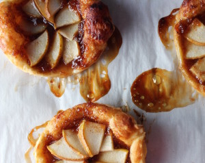 mini fig galette with pear