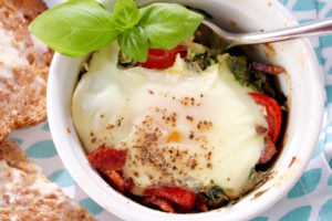 baked egg with moringa