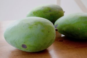 Fresh mangoes