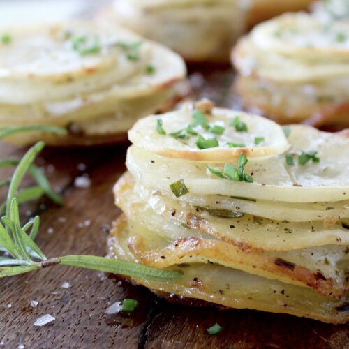 Muffin Tin Herbed Potatoes | My Delicious Blog